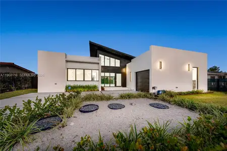 New construction Single-Family house 4321 Sw 99Th Ave, Miami, FL 33165 - image
