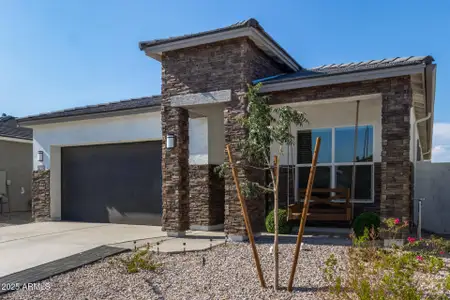 New construction Single-Family house 15612 W Smoketree Dr, Surprise, AZ 85387 - image
