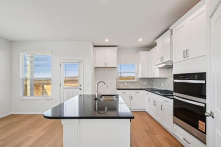 New construction Single-Family house 404 Young St, Buda, TX 78610 plan Lamar 2 - image 9