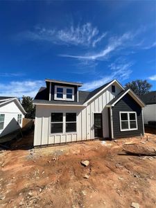 New construction Single-Family house 5717 Barkridge Dr, Granbury, TX 76048 null- photo 1 1