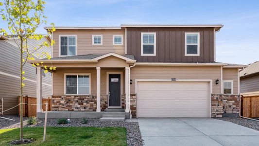 New construction Single-Family house 4779 Lynxes Way, Johnstown, CO 80534 HENLEY- photo 0