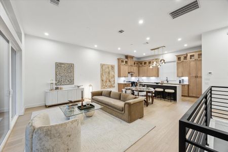 New construction Single-Family house 1113 Ennis St, Houston, TX 77003 - image 13