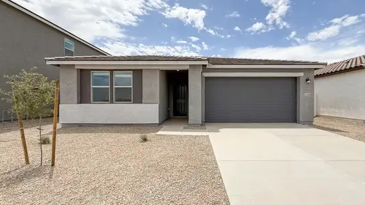 New construction Single-Family house 12344 N Damsen Dr, Maricopa, AZ 85139 plan Larkspur - image