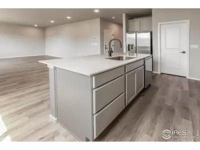 New construction Single-Family house 1610 Sunflower Wy, Johnstown, CO 80534 - image 5