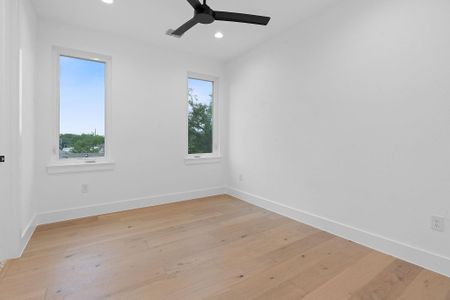 New construction Single-Family house 3412 Blumie St, Unit 1, Austin, TX 78745 - image 20