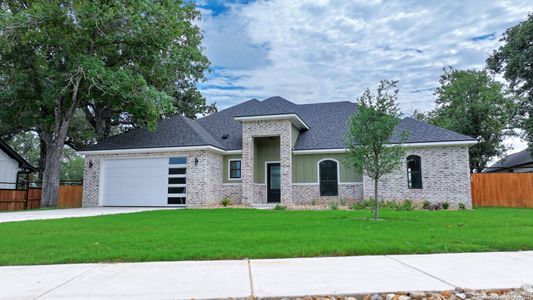 New construction Single-Family house 129 Chinaberry Hill, La Vernia, TX 78121 - photo 0