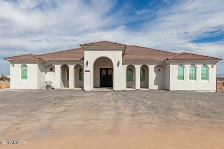 New construction Single-Family house 12356 E Pot O Gold Trail, Florence, AZ 85132 - photo 0