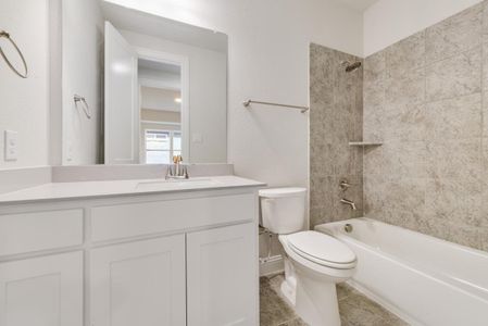 New construction Single-Family house 7630 Kiowana Ct, Grand Prairie, TX 75054 plan Hartford V - image 16