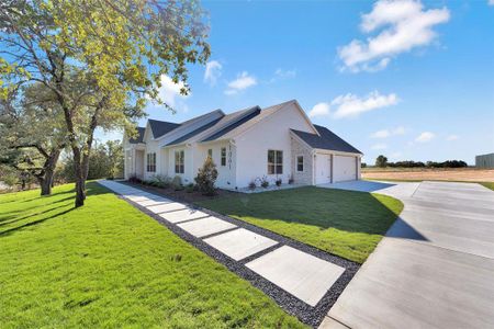 New construction Single-Family house 1061 Arbor Vista Dr, Azle, TX 76020 - image 4