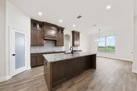New construction Single-Family house 431 Paradise Ridge Dr, Waxahachie, TX 75167 - image 3