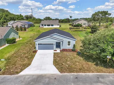 New construction Single-Family house 78 Fairway Cir, Umatilla, FL 32784 - image