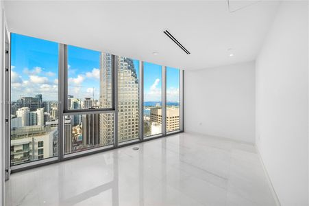 New construction Condo/Apt house 300 Biscayne Blvd Way, Unit 4802, Miami, FL 33131 - photo 16 16