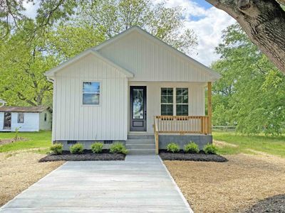 New construction Single-Family house 107 Knowles St, Oxford, NC 27565 null- photo 0 0