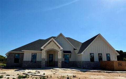 New construction Single-Family house 1025 Silver Sage Trail, Weatherford, TX 76085 - photo 0