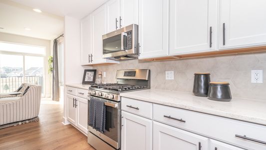 New construction Single-Family house 2783 Bristol Ridge Dr, Unit 40, Ann Arbor, MI 48105 plan The Keswick Townhome (Interior Walk-Out) - image 17