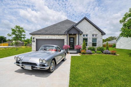 New construction Single-Family house 209 Silverleaf Rd, Sweeny, TX 77480 - image