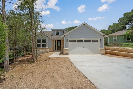 New construction Single-Family house 106 Halawa Ct, Bastrop, TX 78602 - photo 0