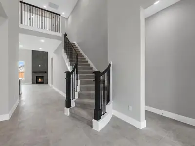 New construction Single-Family house 19702 Centennial Park Ln, Cypress, TX 77433 plan Windsor - image 12