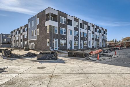 New construction Townhouse house 370 N Geneva St, Aurora, CO 80010 null- photo 0