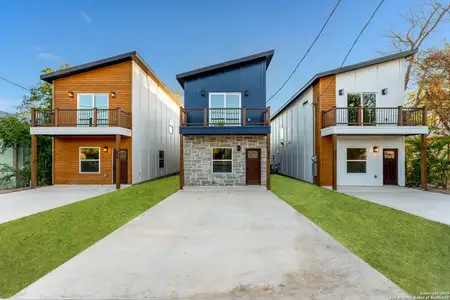 New construction Single-Family house 212 Cooper St, San Antonio, TX 78210 - image