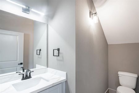 New construction Single-Family house 9916 Dipping Woods St, Houston, TX 77076 - image 11