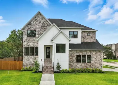New construction Single-Family house 4951 Glenmeadow Dr, Houston, TX 77096 - image 2