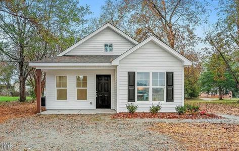 New construction Single-Family house 900 Woodrow St S, Wilson, NC 27893 null- photo 0
