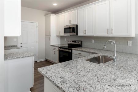 New construction Townhouse house 5100 Tommy Ln, Unit 605, Stanley, NC 28164 - image 4