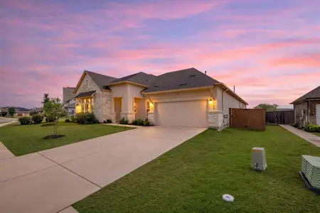 New construction Single-Family house 109 Isaac White Dr, Bastrop, TX 78602 plan The Latimer - image