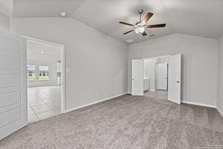 New construction Single-Family house 109 Reno Trl, Floresville, TX 78114 Esparanza- photo 15 15