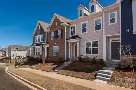New construction Townhouse house 4471 Potters Wheel Dr, Fort Mill, SC 29715 - image