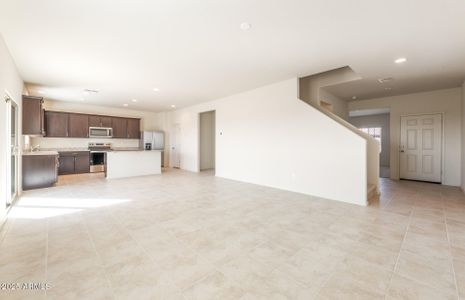 New construction Single-Family house 42835 W Peters Dr, Maricopa, AZ 85138 Sunflower- photo 6 6