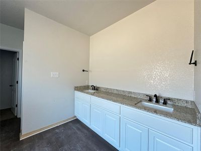 New construction Single-Family house 718 Golden Eagle Dr, Salado, TX 76571 - image 5