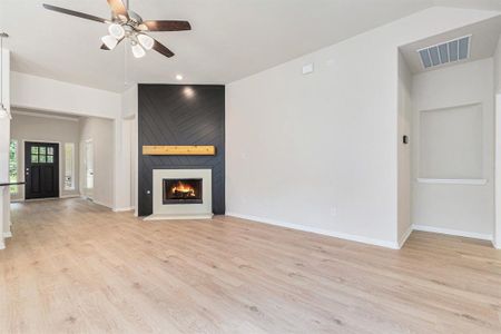 New construction Single-Family house 1414 Rd 66113, Dayton, TX 77535 null- photo 9 9