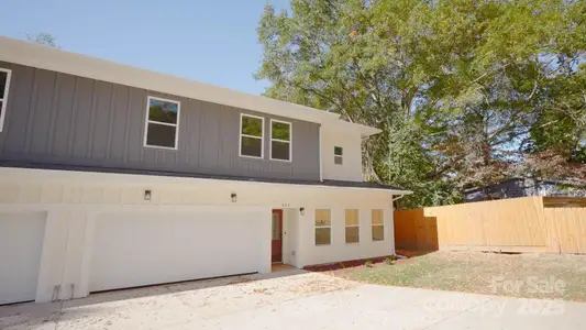 New construction Townhouse house 503 Granby Cir, Charlotte, NC 28217 - image