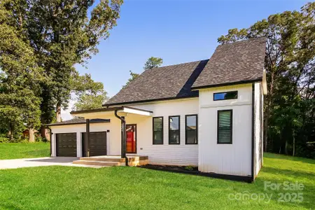 New construction Single-Family house 131 Clearview Rd, Statesville, NC 28625 - image