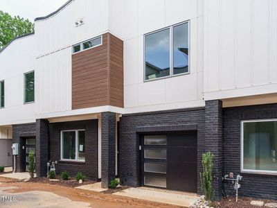 New construction Townhouse house 1525 Havenmont Ct, Raleigh, NC 27608 - image