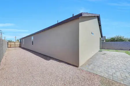 New construction Single-Family house 913 E Fremont Rd, Unit 1, Phoenix, AZ 85042 - image