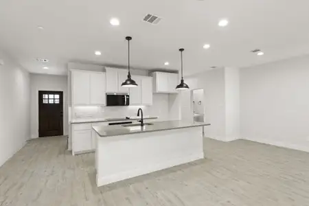 New construction Townhouse house 6945 Mustang Isle Dr, Dallas, TX 75228 plan Amber - image 5