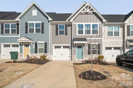 New construction Townhouse house 130 Stella Ln, Troutman, NC 28166 - image