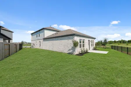 New construction Single-Family house 310 Long Branch Dr, Dayton, TX 77535 plan Bristol - image