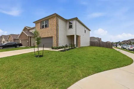 New construction Single-Family house 10138 Tiger Flower Ln, Houston, TX 77016 - image
