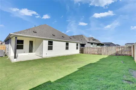New construction Single-Family house 510 Durian Lp, Buda, TX 78610 plan Laurel - image