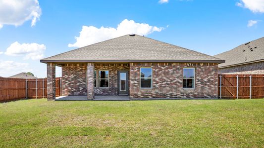 New construction Single-Family house 5048 Blazer Wy, Garland, TX 75043 null- photo 16 16