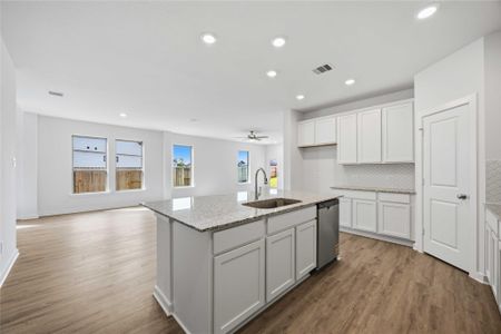 New construction Single-Family house 340 Palero Path, Brookshire, TX 77423 plan Bandera - image 9