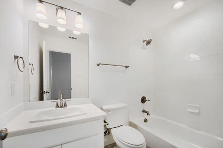 New construction Single-Family house 11465 Wulstone Dr, Fort Worth, TX 76052 plan 1687 - image 15