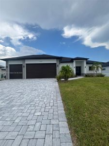 New construction Single-Family house 4304 Nw 27Th Ln, Cape Coral, FL 33993 - image