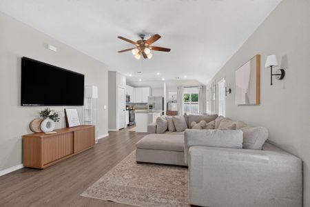 New construction Single-Family house 13579 Bay Springs Dr, Conroe, TX 77303 plan RC Cooper - image 18