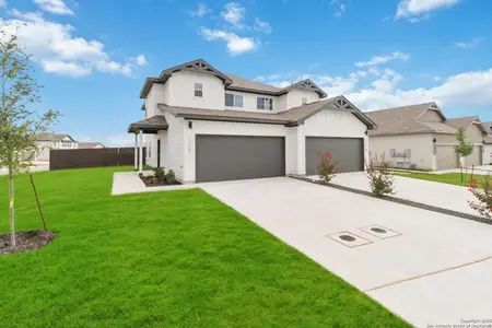 New construction Multi-Family house 5406 Devils Gate, Converse, TX 78109 - image