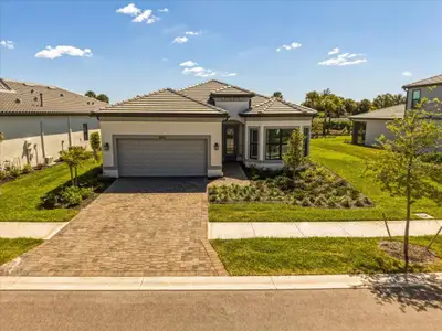 New construction Single-Family house 6013 Silver Grass Ct, Nokomis, FL 34275 plan Mystique - image